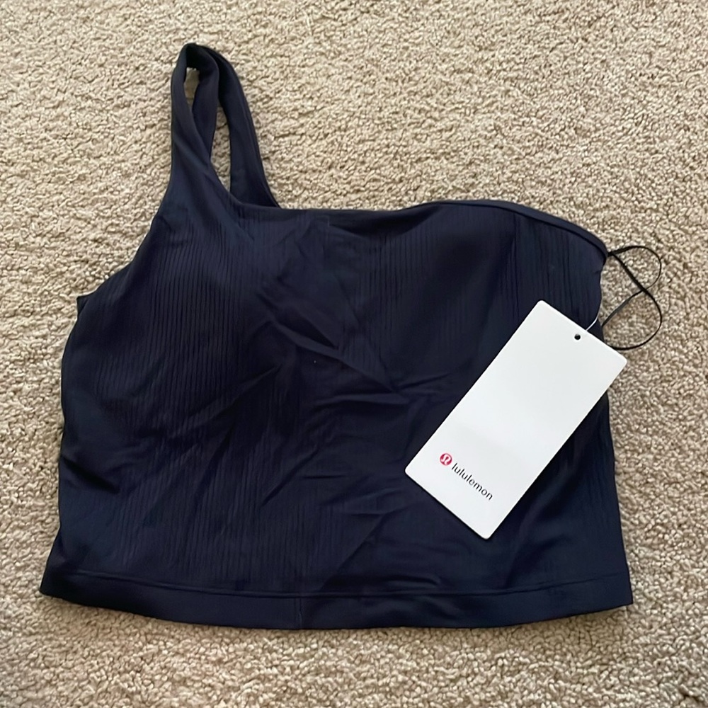 Lululemon Ribbed Nulu Assymetrical Yoga Tank, Size 6, NWT